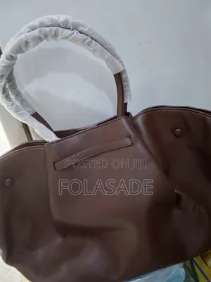 Lady's Hand Bag
