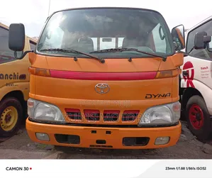Toyota Dyna 200
Normal Hand Petrol Engine