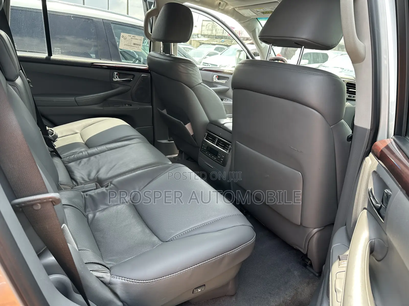 Lexus LX 570 2009 Silver