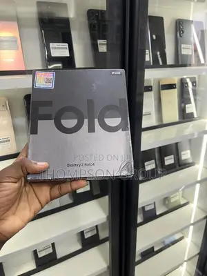 New Samsung Galaxy Z Fold4 512 GB Blue