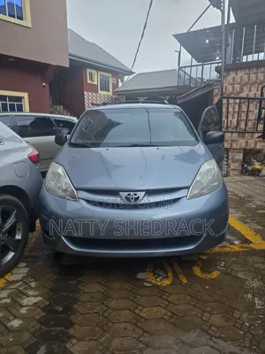 Toyota Sienna 2006 Gray