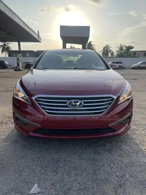 Hyundai Sonata SE 4dr Sedan (2.4L 4cyl 6A) 2015 Red