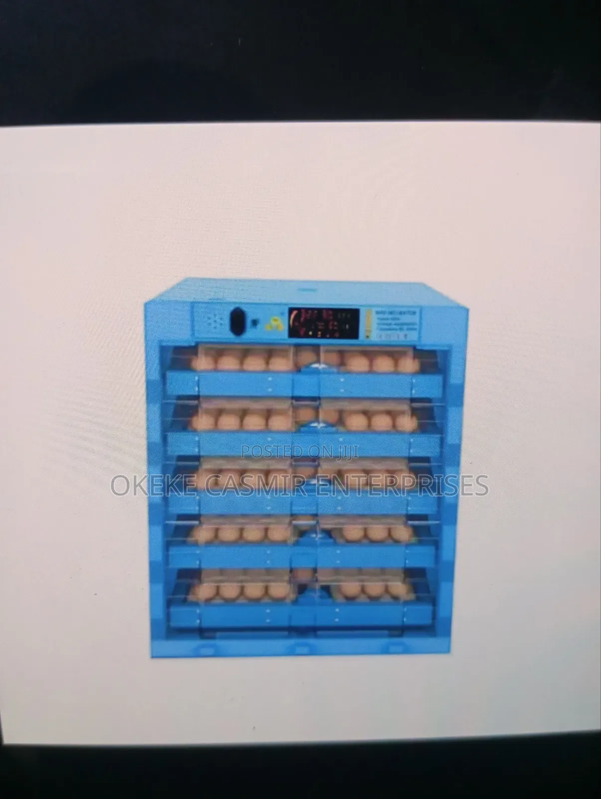Eggs Incubator Machine