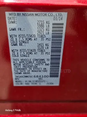 Nissan Pathfinder Platinum 4dr SUV 4WD (3.5L 6cyl CVT) 2014 Red