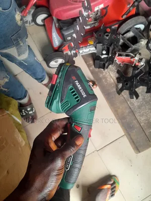 Portable Battery Hedge Trimmer