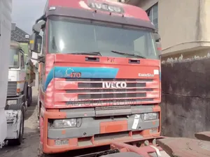 Iveco Eurostar 470 Truck Head