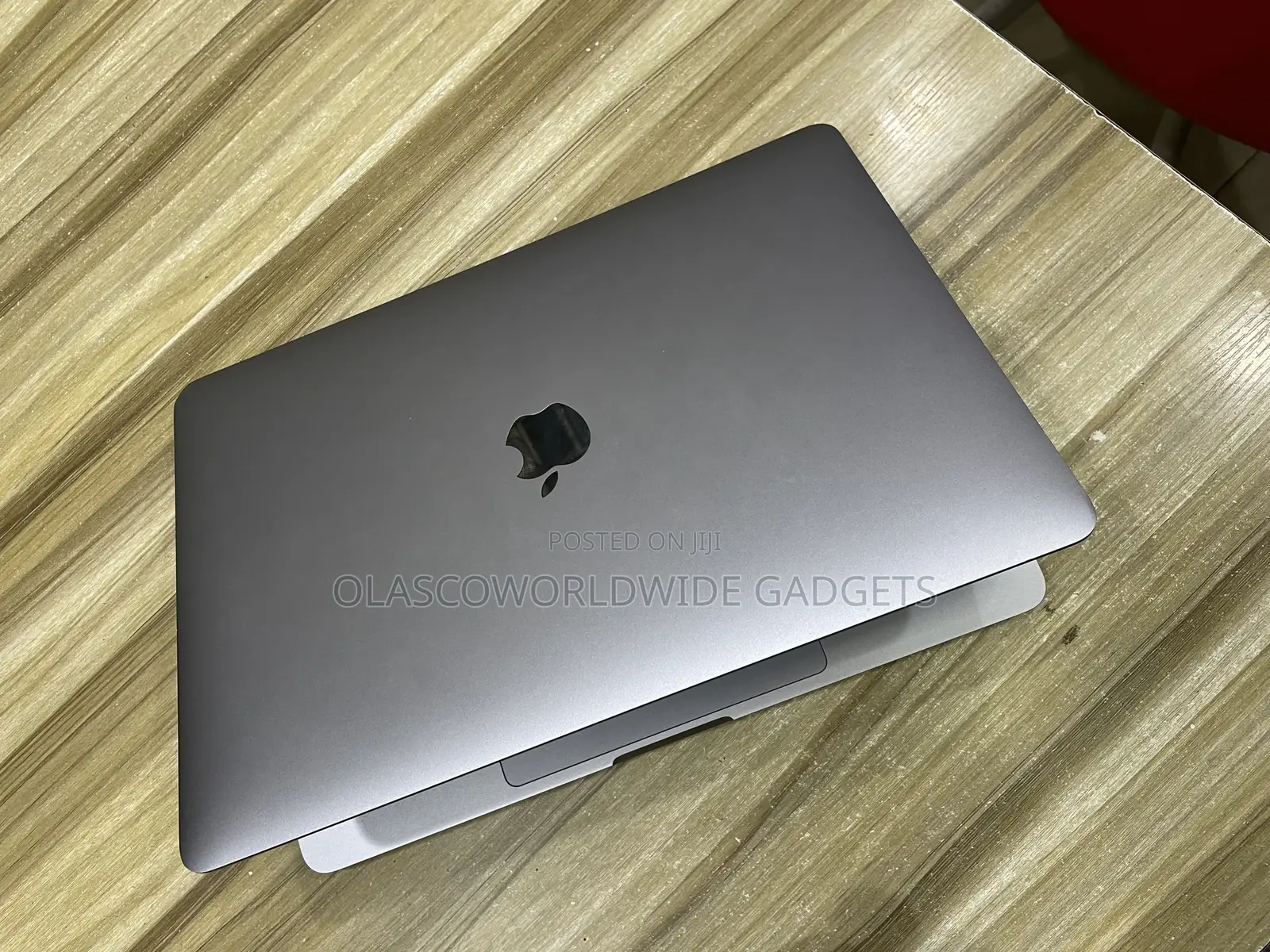 Laptop Apple MacBook Pro 2020 M1 8GB Apple M1 SSD 256GB