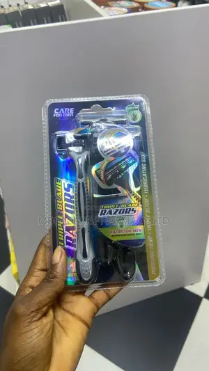 Triple Blade Razor