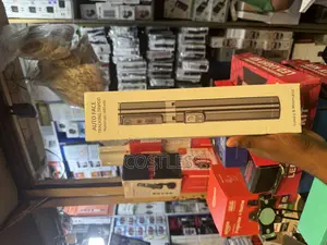 Auto Face Tracking Tripod