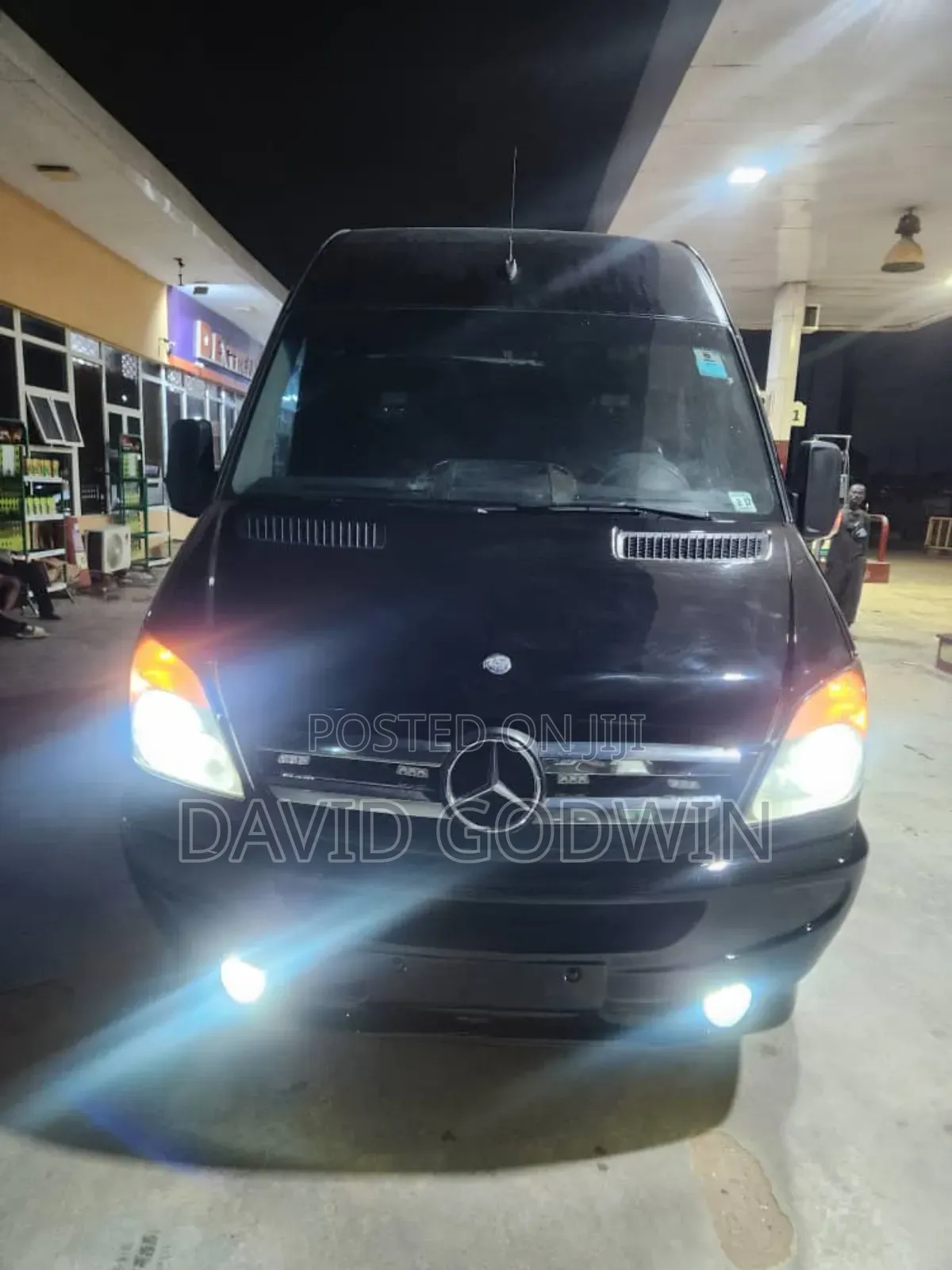 Mercedes-Benz Sprinter 2012 Black