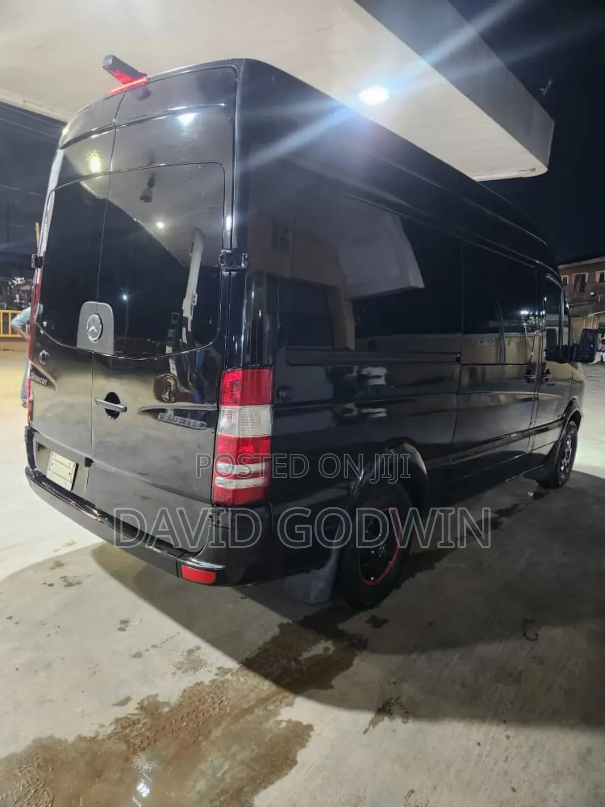 Mercedes-Benz Sprinter 2012 Black