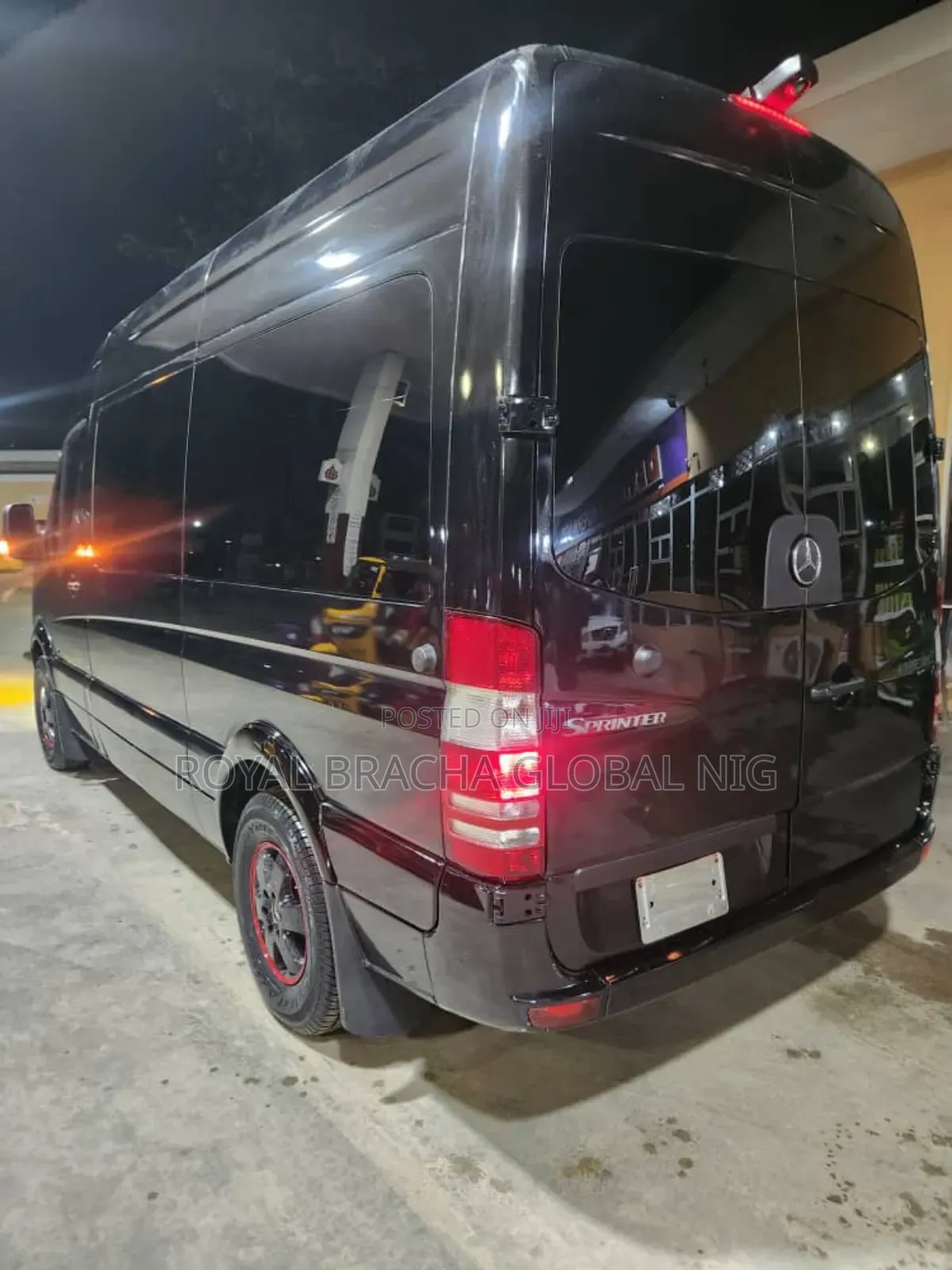 Mercedes-Benz Sprinter 2013 Black