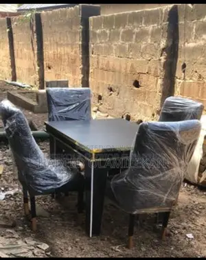 A Set of Dining Chair