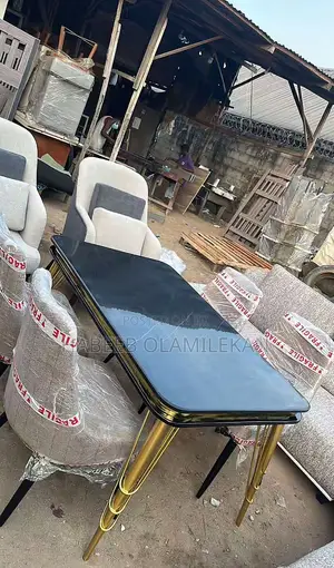 A Set of Dining Chair
