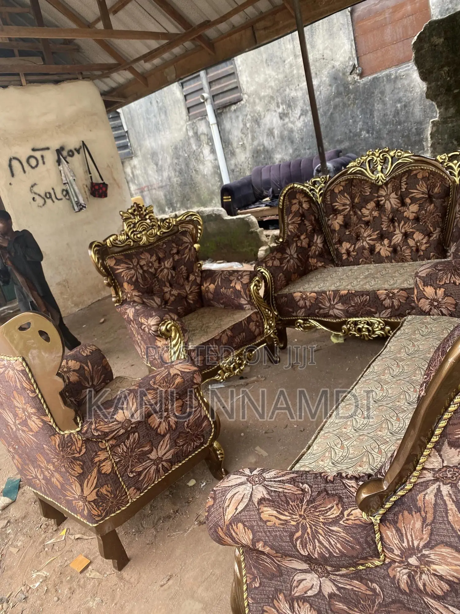 Royal Chair Available