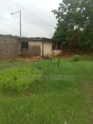 Land for Sale With Cofo.