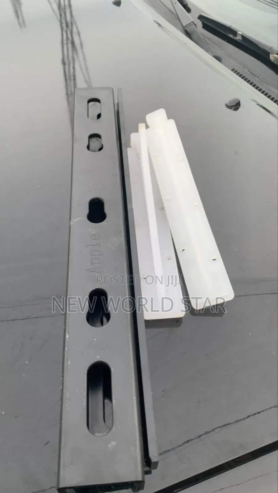 Manhole Bracket (Bracket)