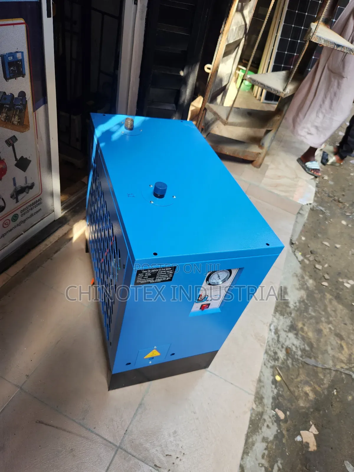 Freeze Type Compressed Air Dryer, Inlet/Outlet 1"