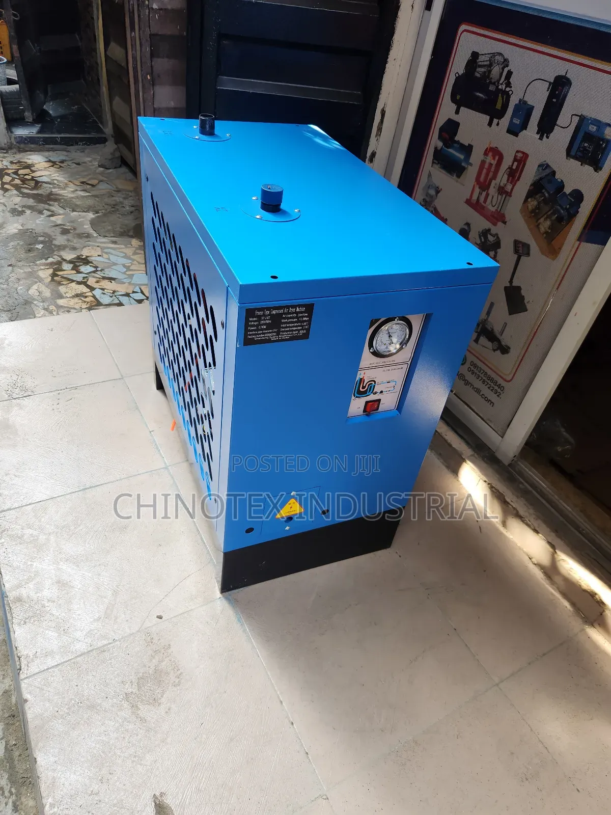 Freeze Type Compressed Air Dryer, Inlet/Outlet 1"