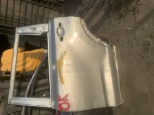 Toyota Highlander Front Left Empty Door 015 Model