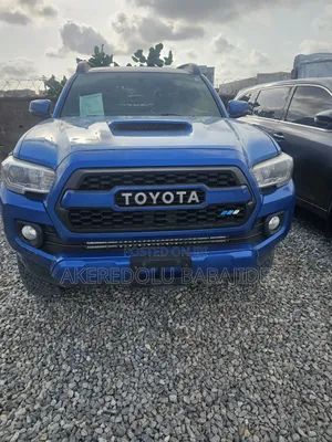 Toyota Tacoma TRD Off Road 2018 Blue