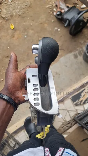 Gear Selector.......