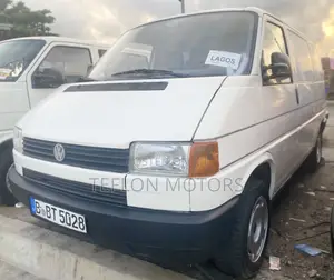 Volkswagen LT 2000 White