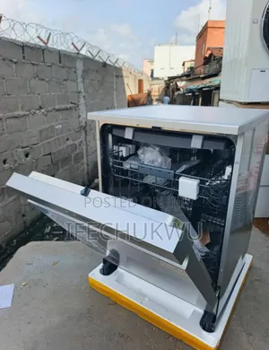 Original Brand New Bosch Standing Dishwasher With Led Display Silver