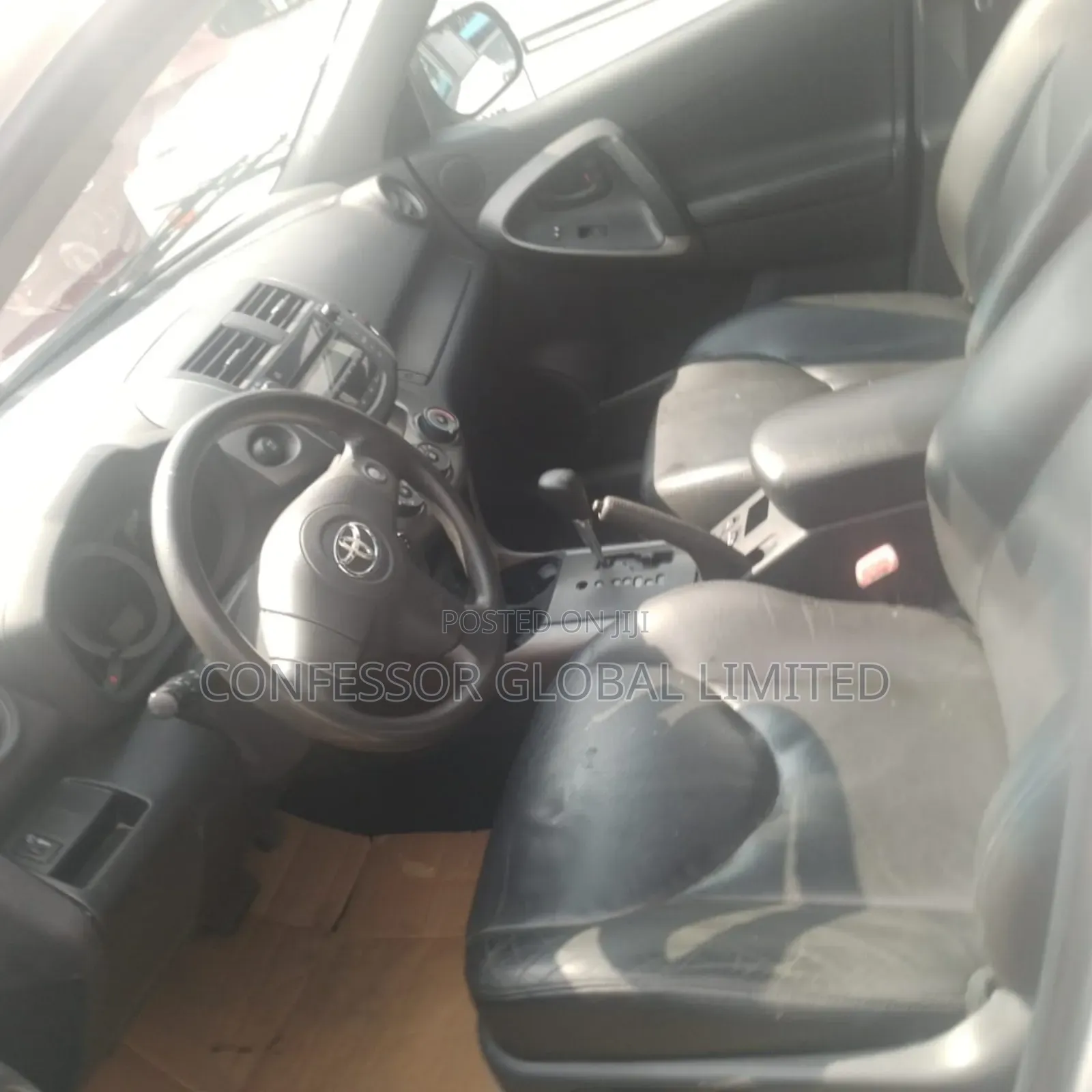 Toyota RAV4 2011 White