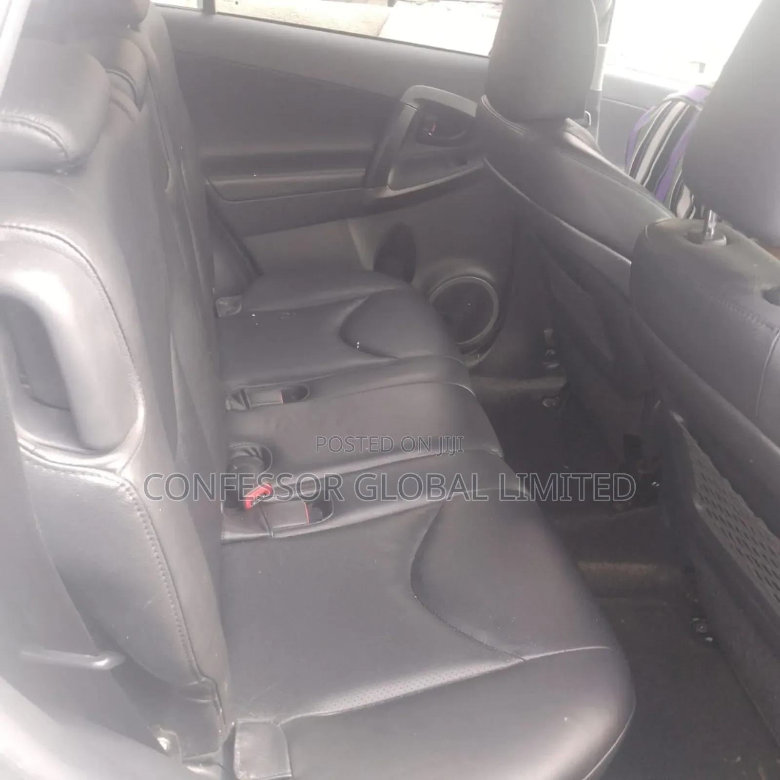 Toyota RAV4 2011 White