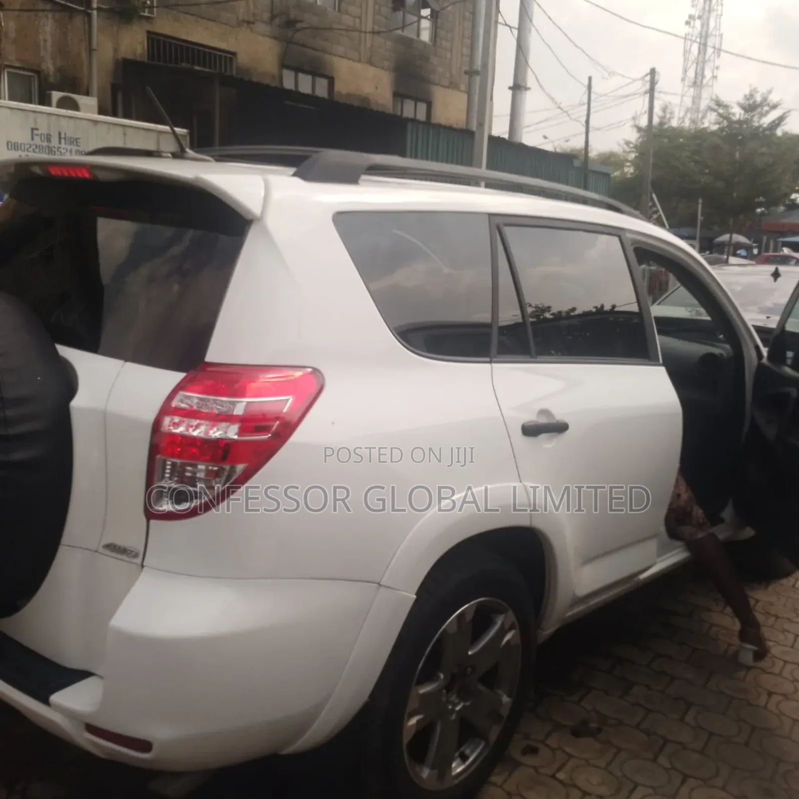 Toyota RAV4 2011 White