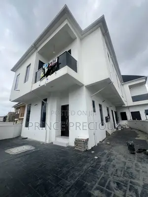 5bdrm Duplex in Olokonla Estate for sale