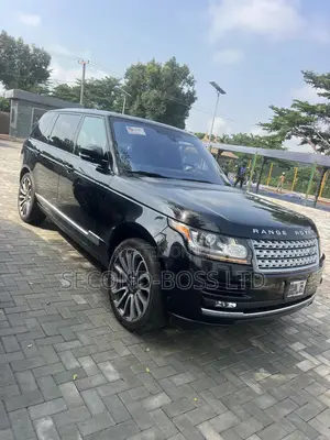 Land Rover Range Rover Vogue 2016 Black