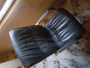 Office Chair and Table