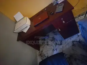 Office Chair and Table