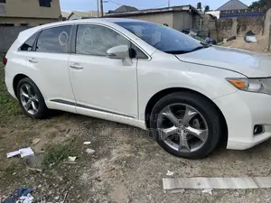 Toyota Venza XLE FWD V6 2013 White