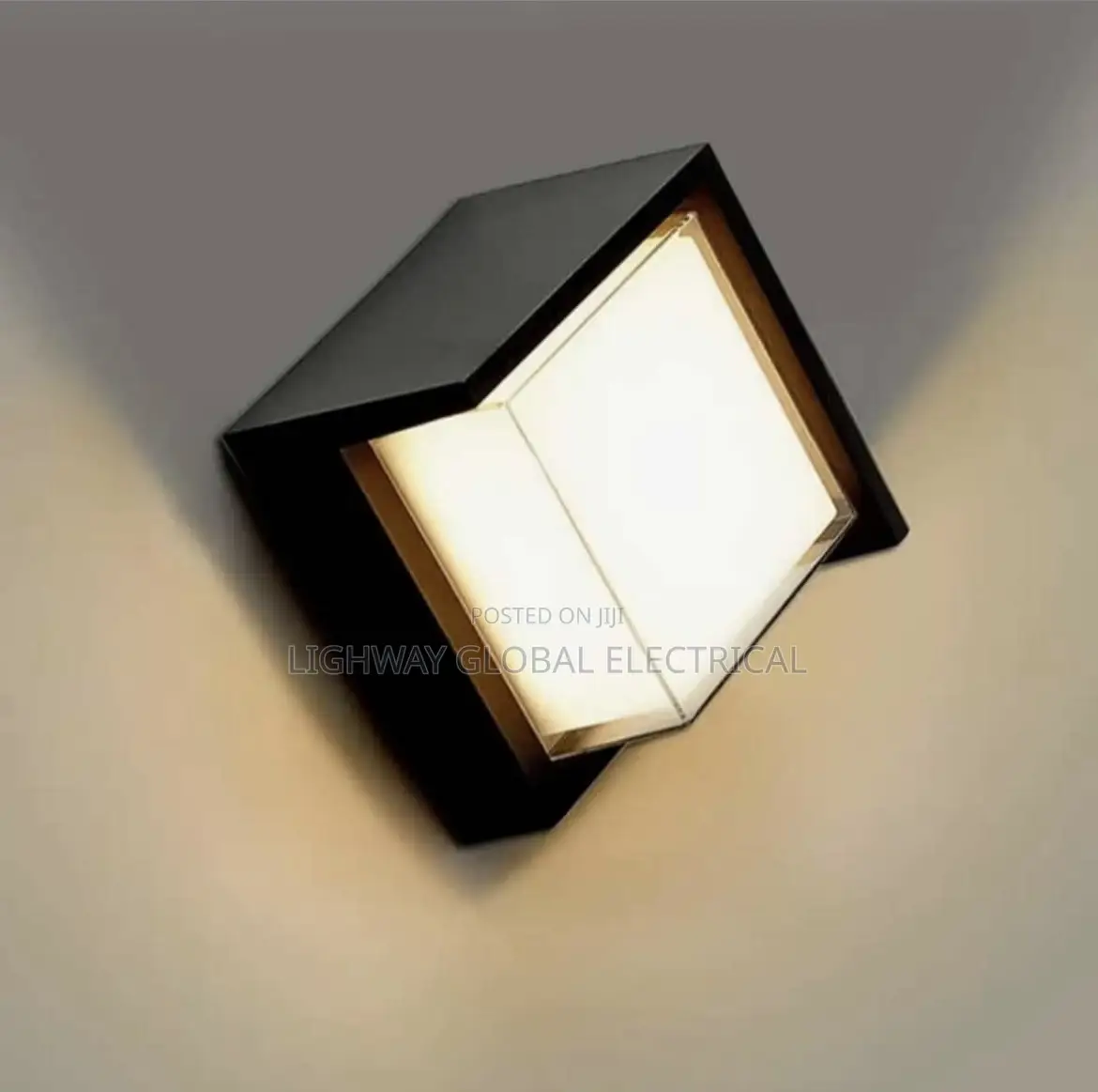 Outdoor Wall Light