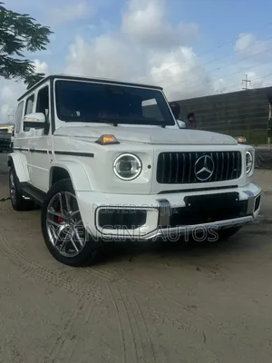 Mercedes-Benz G-Class 2025 White