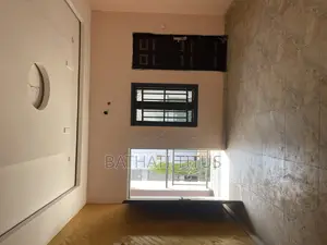 3bdrm Block of Flats in Jahi for rent