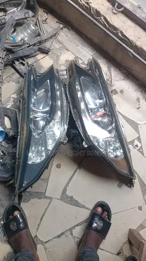 Head Light With Charger 2013 Honda Cr-V