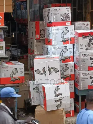Power Plus Miter Saw Cutting Machine