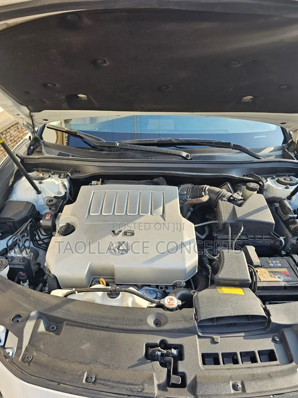 Lexus ES 350 FWD 2013 White