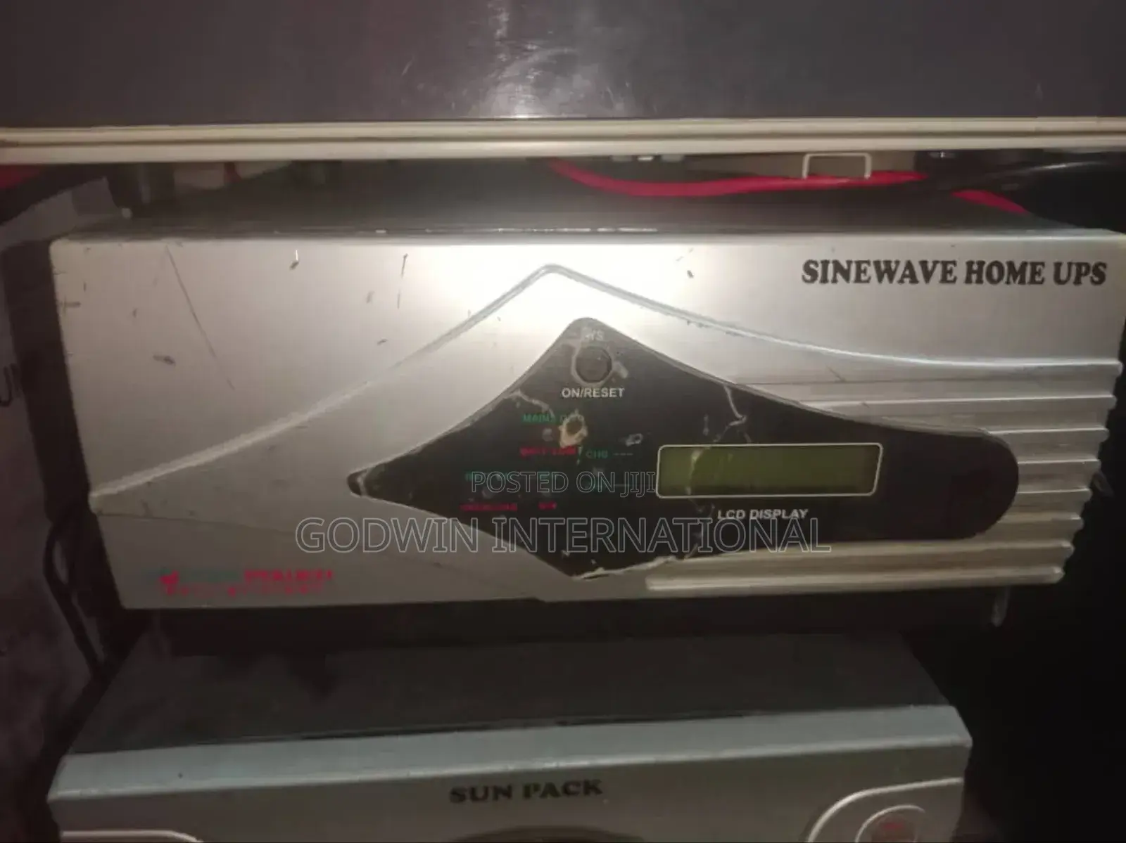 Soccer Power Inverter 1.8kva 24v