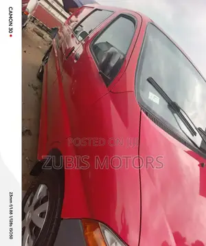 Toyota HiAce 2004 Red