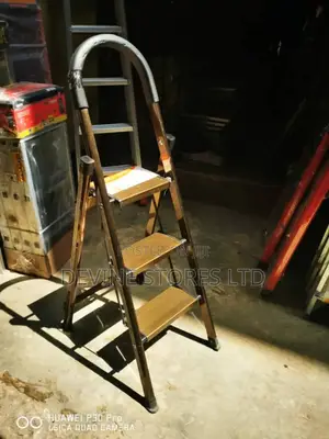 3 Steps Golden Aluminun Ladder