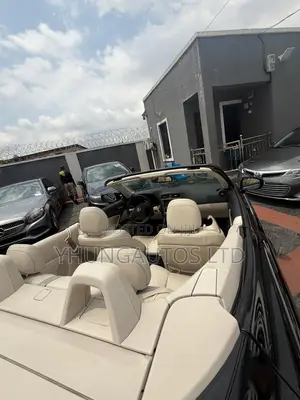 Lexus IS 250 C Automatic 2010 Black