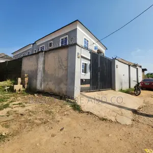 3bdrm Block of Flats in Ibadan for sale