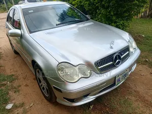 Mercedes-Benz C230 2005 Silver