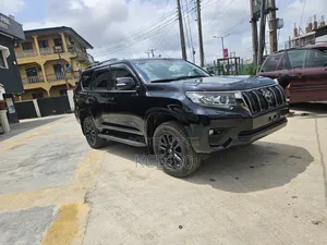 Toyota Land Cruiser Prado 2021 Black