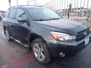 Toyota RAV4 2008 Green
